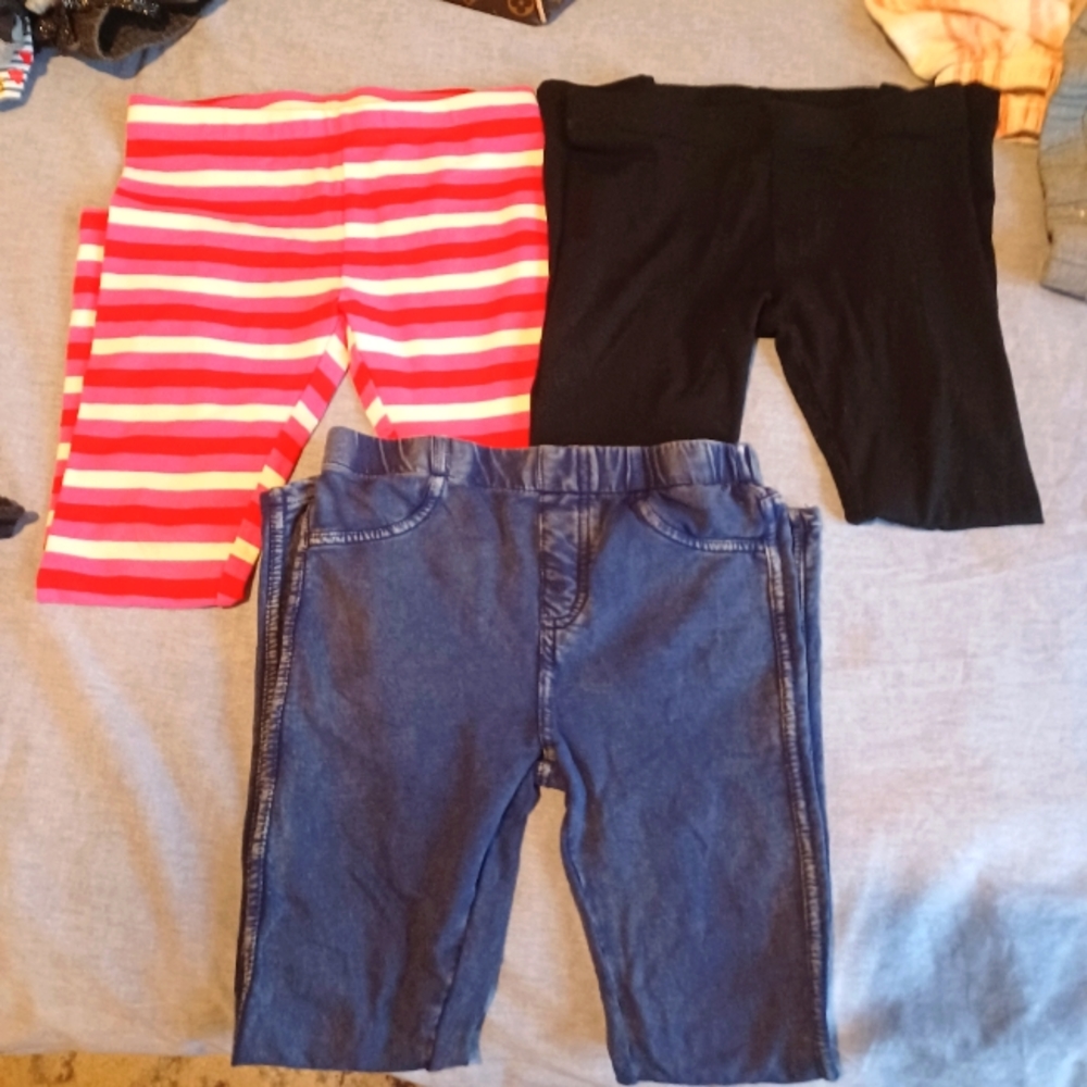 Bundle of 3 leggings size 7 Harper canyon